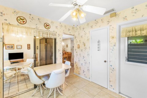 Casa en venta en Boynton Beach, Florida, 2 dormitorios, 130.06 m2 № 1120010 - foto 19