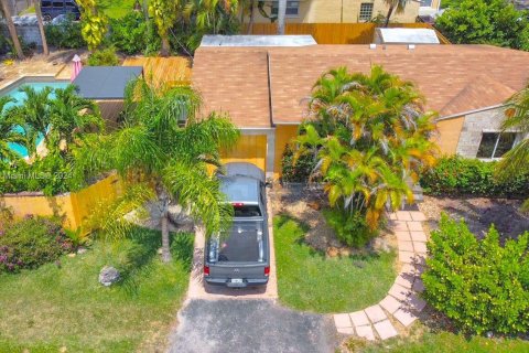 Villa ou maison à vendre à Hollywood, Floride: 3 chambres, 117.71 m2 № 1185975 - photo 22