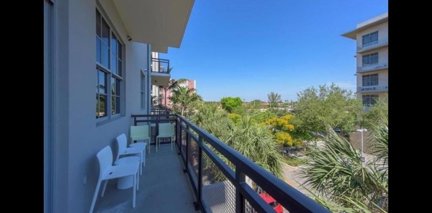 Condo in Fort Lauderdale, Florida, 1 bedroom  № 970390