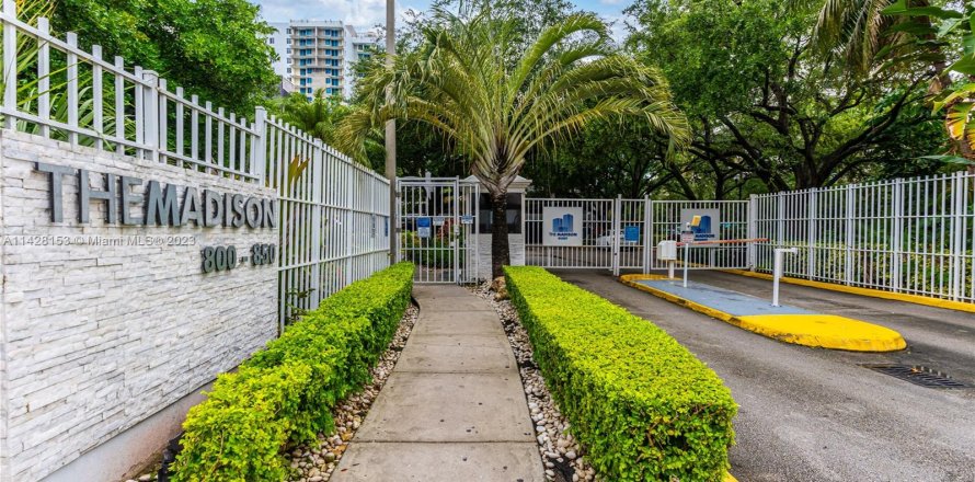 Condo à Miami, Floride, 2 chambres  № 657633