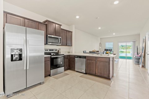 Villa ou maison à louer à Jacksonville, Floride: 2 chambres, 111.67 m2 № 801799 - photo 4