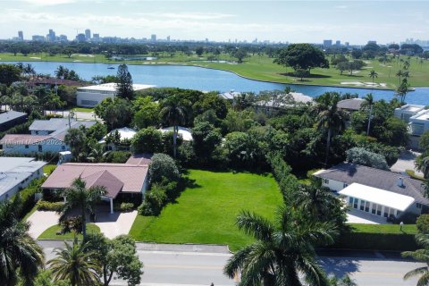 Casa en venta en Bay Harbor Islands, Florida № 886231 - foto 5