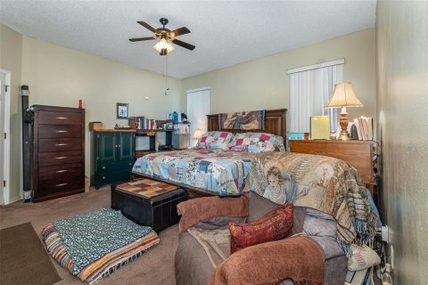 Villa ou maison à vendre à Orlando, Floride: 4 chambres, 271.18 m2 № 870294 - photo 15