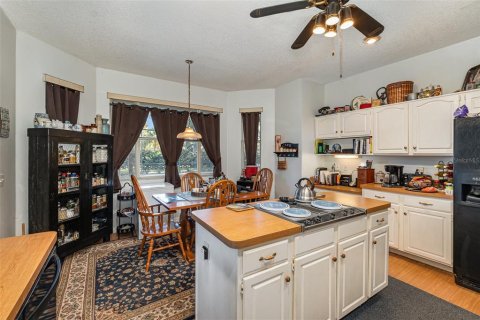 Casa en venta en Orlando, Florida, 4 dormitorios, 271.18 m2 № 870294 - foto 12