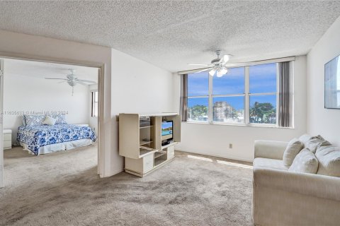 Condominio en venta en Sunrise, Florida, 2 dormitorios, 104.98 m2 № 1310349 - foto 11