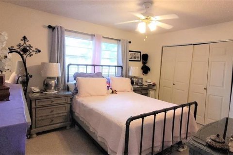 Condo in DeLand, Florida, 2 bedrooms  № 751145 - photo 19