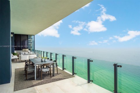 Condo in Sunny Isles Beach, Florida, 4 bedrooms  № 746767 - photo 4