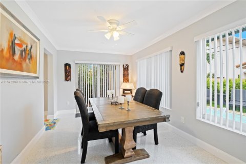 House in Fort Lauderdale, Florida 3 bedrooms, 237.64 sq.m. № 1396106 - photo 15