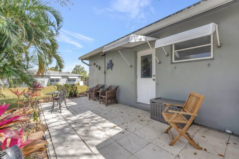 Villa ou maison à vendre à Delray Beach, Floride: 2 chambres, 109.16 m2 № 1007331 - photo 12