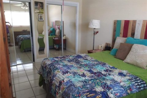 Copropriété à vendre à Pompano Beach, Floride: 2 chambres, 78.97 m2 № 976549 - photo 6