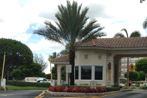 Condominio en venta en Pembroke Pines, Florida, 2 dormitorios, 117.06 m2 № 976597 - foto 11