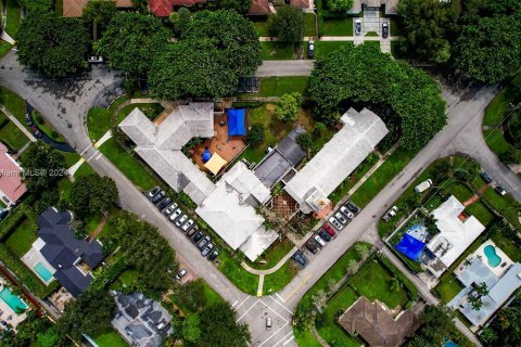 Propiedad comercial en venta en Miami Shores, Florida № 1395120 - foto 2