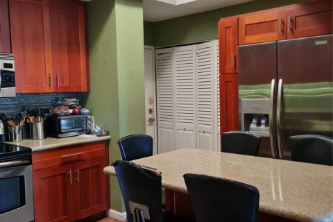 Condo in Aventura, Florida, 2 bedrooms  № 987006 - photo 18