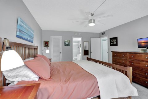 Condo in Fort Lauderdale, Florida, 2 bedrooms  № 986964 - photo 17