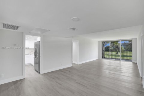 Condominio en venta en Pompano Beach, Florida, 3 dormitorios, 139.35 m2 № 862059 - foto 1