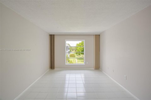 Copropriété à vendre à Tamarac, Floride: 1 chambre, 76.64 m2 № 1394721 - photo 7