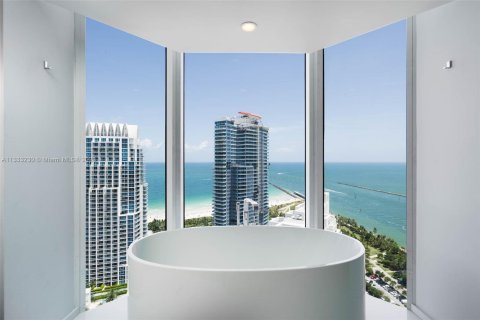 Condo in Miami Beach, Florida, 4 bedrooms  № 277708 - photo 6