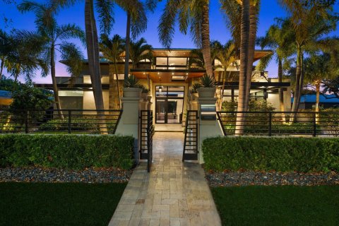 House in Fort Lauderdale, Florida 5 bedrooms, 445 sq.m. № 1179867 - photo 26