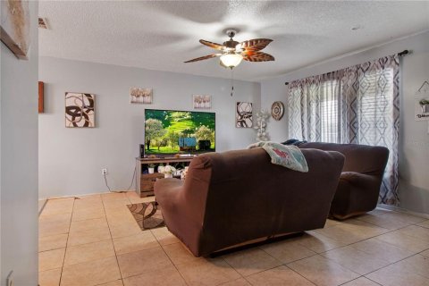 House in North Port, Florida 3 bedrooms, 109.25 sq.m. № 1387295 - photo 7