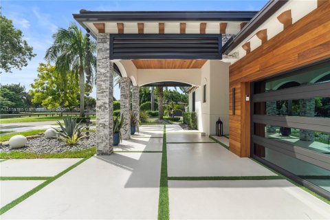 Villa ou maison à vendre à Miami, Floride: 4 chambres, 224.64 m2 № 1389530 - photo 21