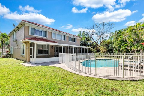 Casa en venta en Coral Springs, Florida, 6 dormitorios, 382.48 m2 № 1078576 - foto 27