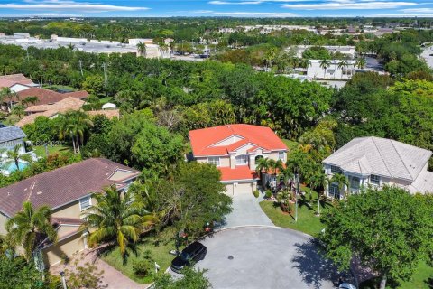 Villa ou maison à vendre à Coral Springs, Floride: 6 chambres, 382.48 m2 № 1078576 - photo 4