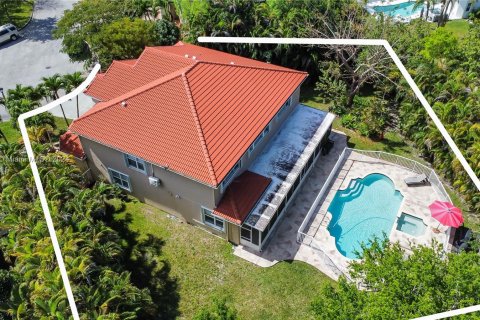Villa ou maison à vendre à Coral Springs, Floride: 6 chambres, 382.48 m2 № 1078576 - photo 11