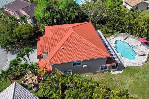 Villa ou maison à vendre à Coral Springs, Floride: 6 chambres, 382.48 m2 № 1078576 - photo 10