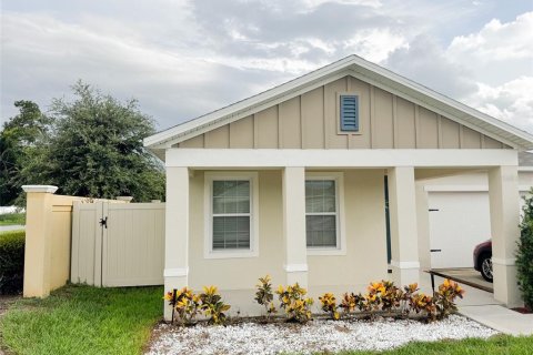 Villa ou maison à vendre à Davenport, Floride: 4 chambres, 153.94 m2 № 1302658 - photo 1