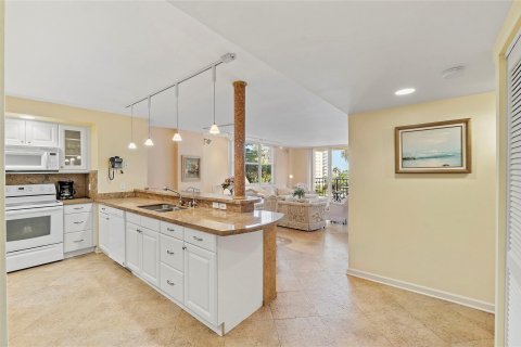 Condominio en venta en Hillsboro Beach, Florida, 2 dormitorios, 111.48 m2 № 1146594 - foto 30