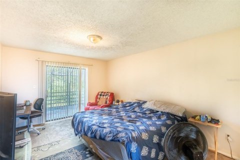 Condo in Orlando, Florida, 2 bedrooms  № 1393714 - photo 17