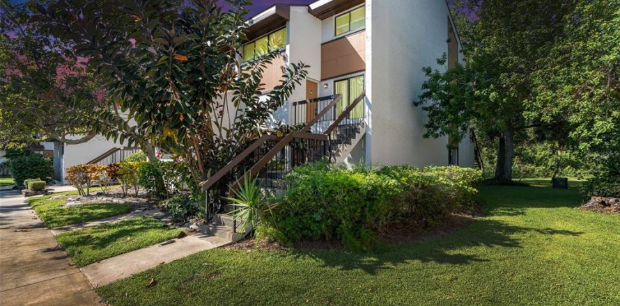 Condo in Orlando, Florida, 2 bedrooms  № 1393714