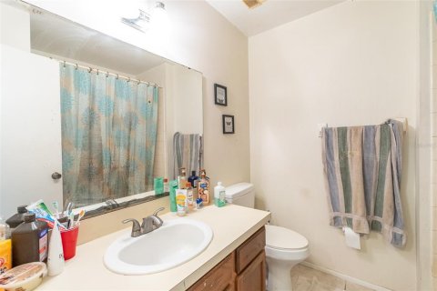 Condo in Orlando, Florida, 2 bedrooms  № 1393714 - photo 21