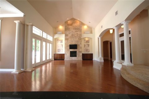 House in Hudson, Florida 4 bedrooms, 359.44 sq.m. № 1344495 - photo 8