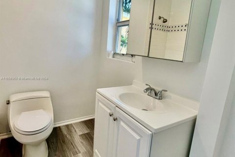 Copropriété à vendre à Fort Lauderdale, Floride: 1 chambre, 41.81 m2 № 1360580 - photo 11