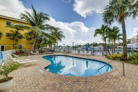 Copropriété à vendre à Fort Lauderdale, Floride: 1 chambre, 41.81 m2 № 1360580 - photo 14