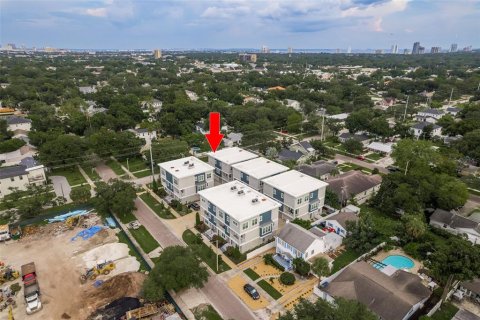 Touwnhouse à vendre à Tampa, Floride: 4 chambres, 233.84 m2 № 1322903 - photo 30