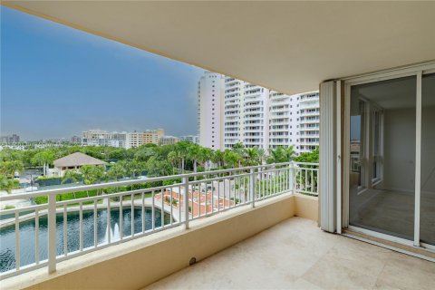 Condominio en venta en Key Biscayne, Florida, 3 dormitorios, 241.73 m2 № 735904 - foto 29