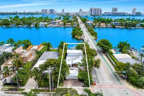 Купить земельный участок в Майами-Бич, Флорида № 911386 - фото 12