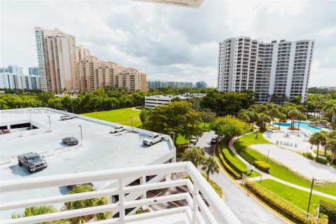 Condominio en venta en Aventura, Florida, 3 dormitorios, 109.72 m2 № 1310101 - foto 27