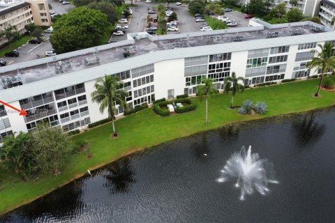 Condominio en venta en Coconut Creek, Florida, 2 dormitorios, 107.4 m2 № 754339 - foto 28