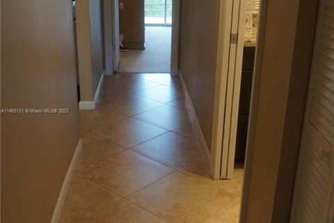 Condominio en venta en Coconut Creek, Florida, 2 dormitorios, 107.4 m2 № 754339 - foto 19