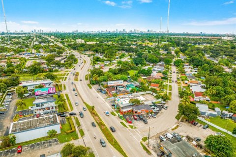Immobilier commercial à vendre à West Park, Floride № 754383 - photo 5