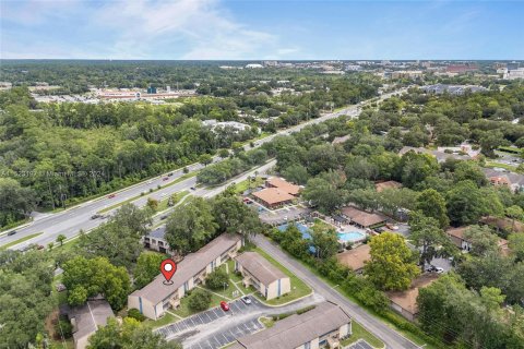 Condo in Gainesville, Florida, 1 bedroom  № 1270723 - photo 1