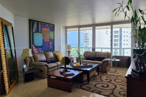 Condo in Aventura, Florida, 3 bedrooms  № 1348456 - photo 16