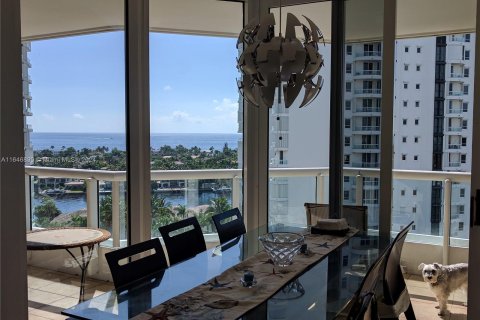 Condominio en venta en Aventura, Florida, 3 dormitorios, 173.26 m2 № 1348456 - foto 13