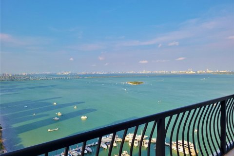 Condo in Miami, Florida, 1 bedroom  № 1348545 - photo 14