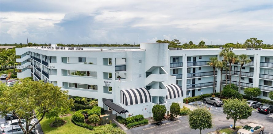 Condominio en Lake Worth, Florida, 2 dormitorios  № 1325546