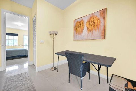 Condo in Fort Lauderdale, Florida, 2 bedrooms  № 1325503 - photo 24