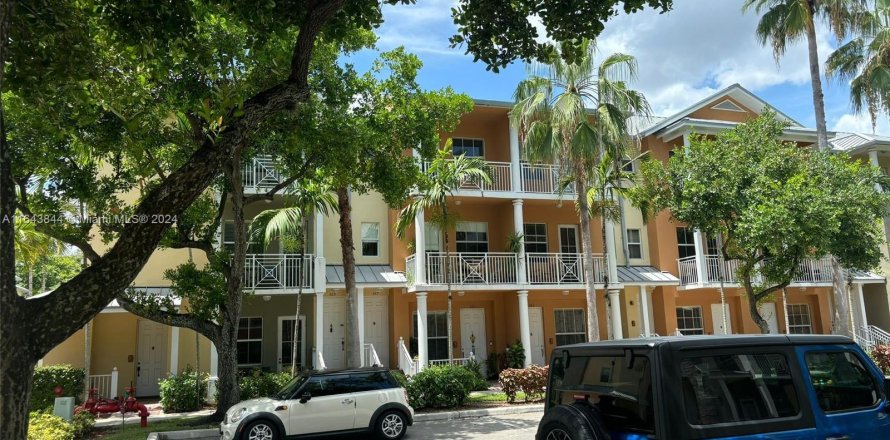 Condo in Fort Lauderdale, Florida, 2 bedrooms  № 1325503